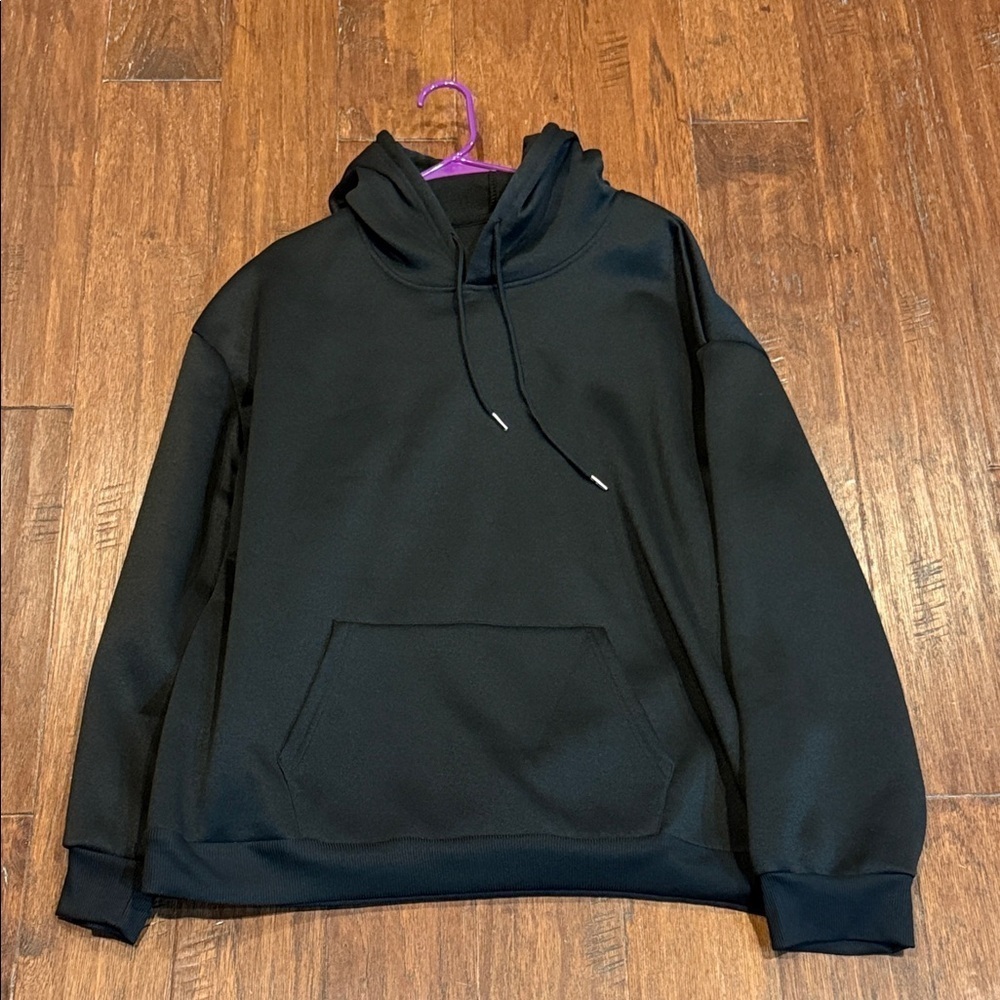 Brand New! 4XL Classic Black Hoodie - Picture 8 of 8